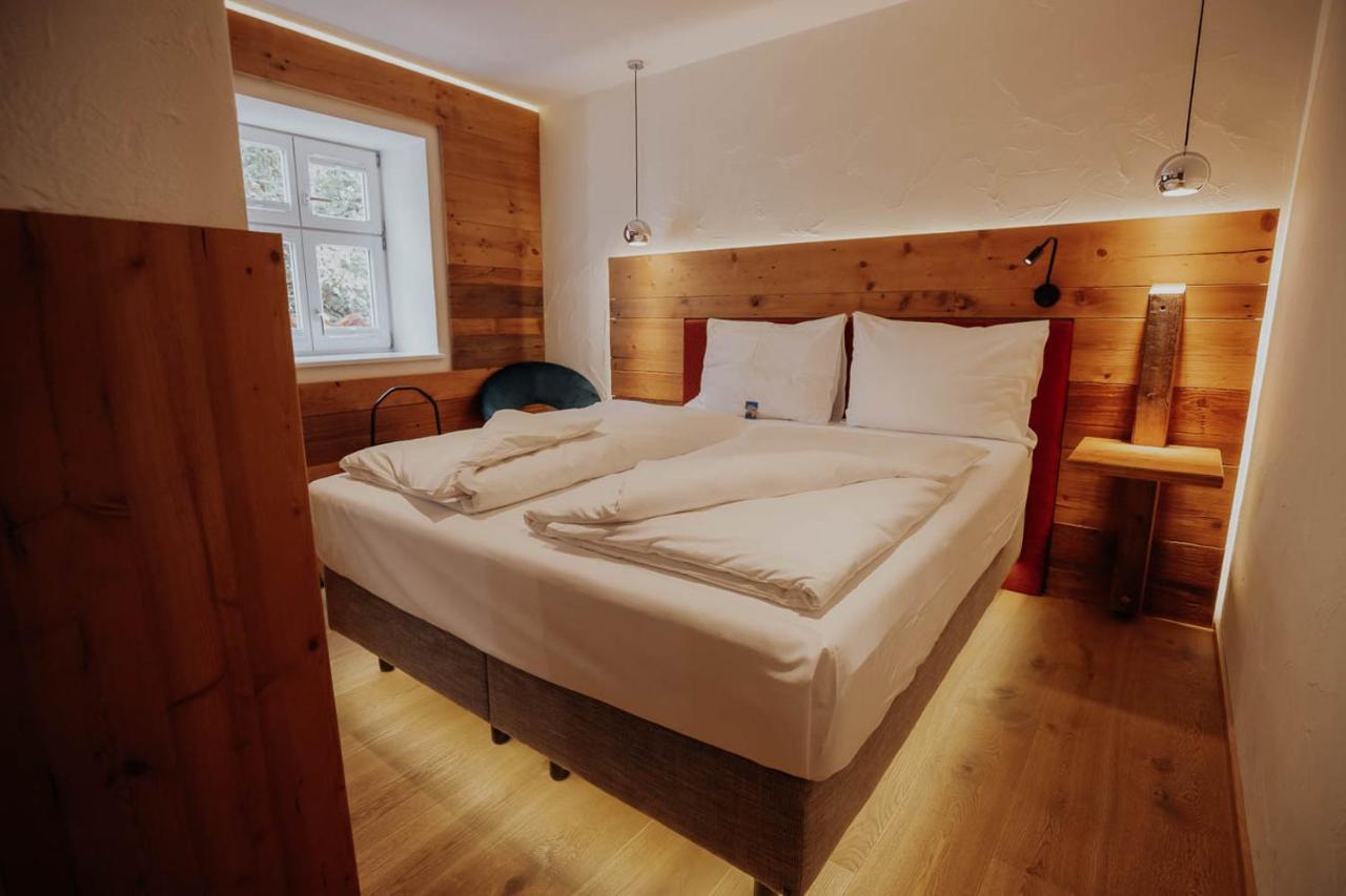 Altstadtmittehotel Sonne Dinkelsbuhl Bagian luar foto