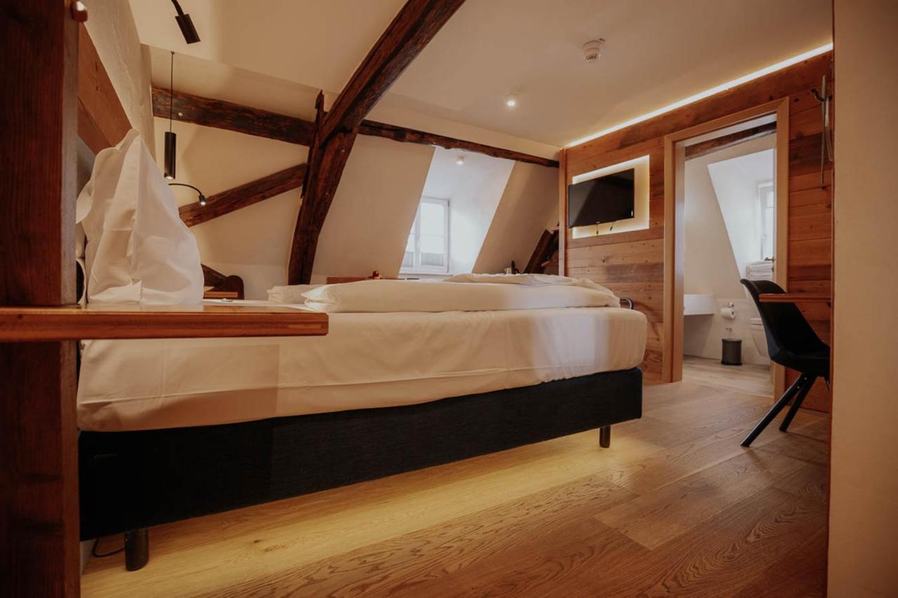 Altstadtmittehotel Sonne Dinkelsbuhl Bagian luar foto