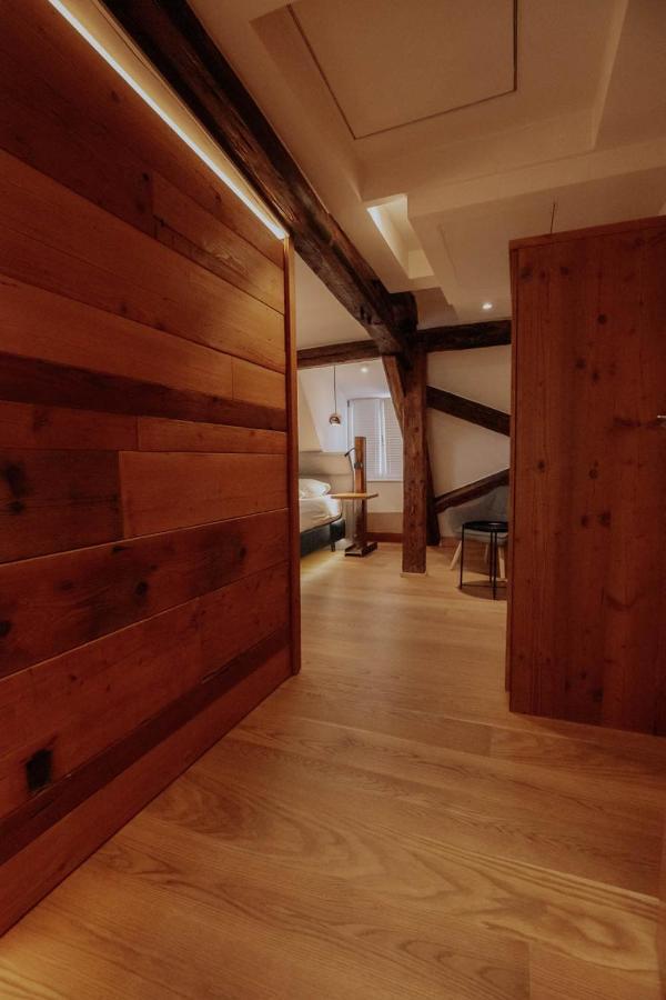 Altstadtmittehotel Sonne Dinkelsbuhl Bagian luar foto